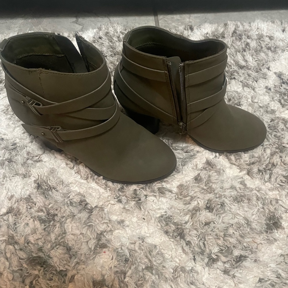 Charlotte Russe ankle boots
